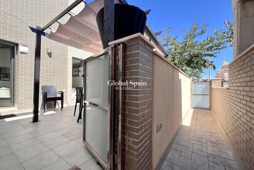 Venta - VILLA -
TORRE DE LA HORADADA - Costa Blanca