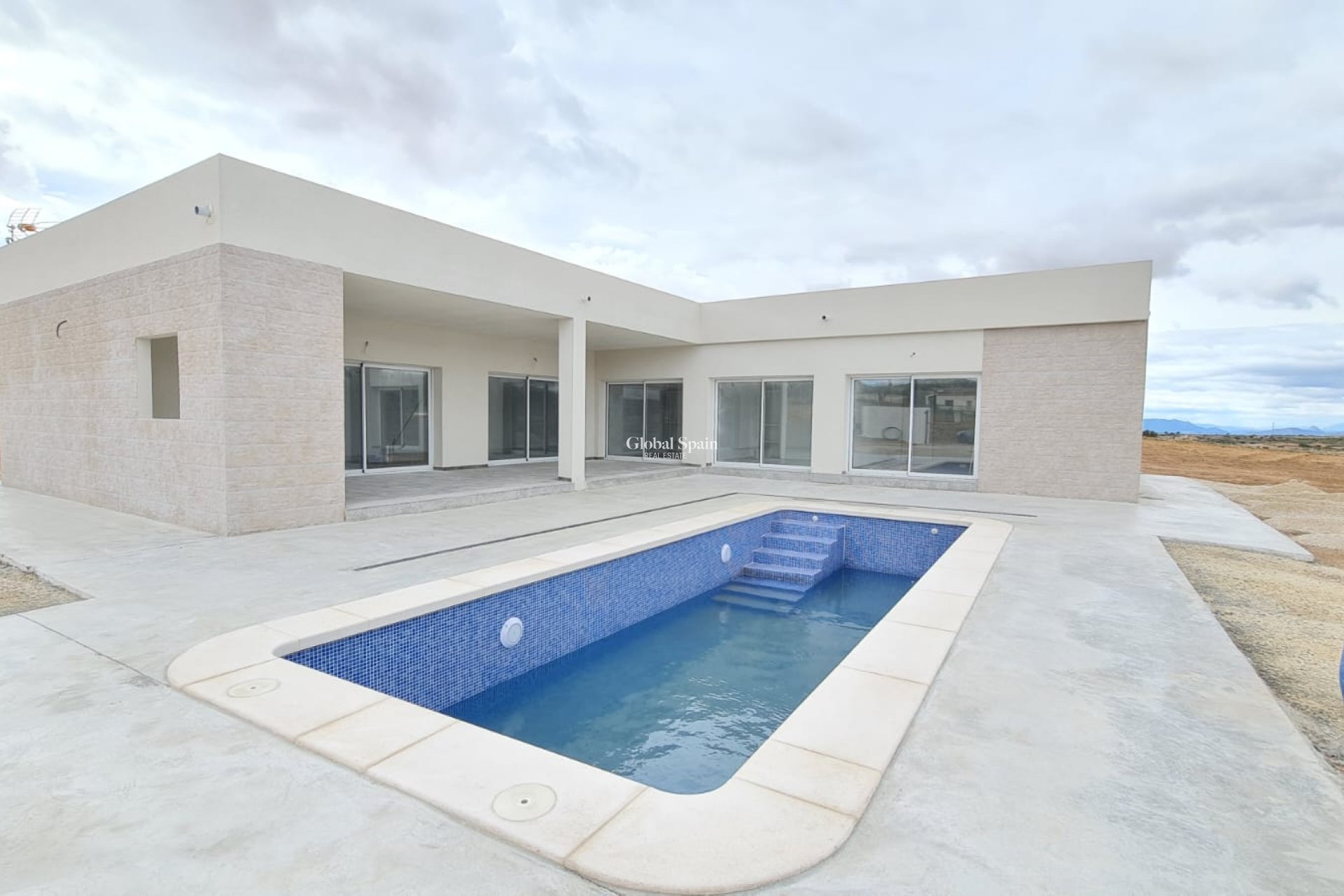 Venta - VILLA -
TORRE DEL RICO - Inland