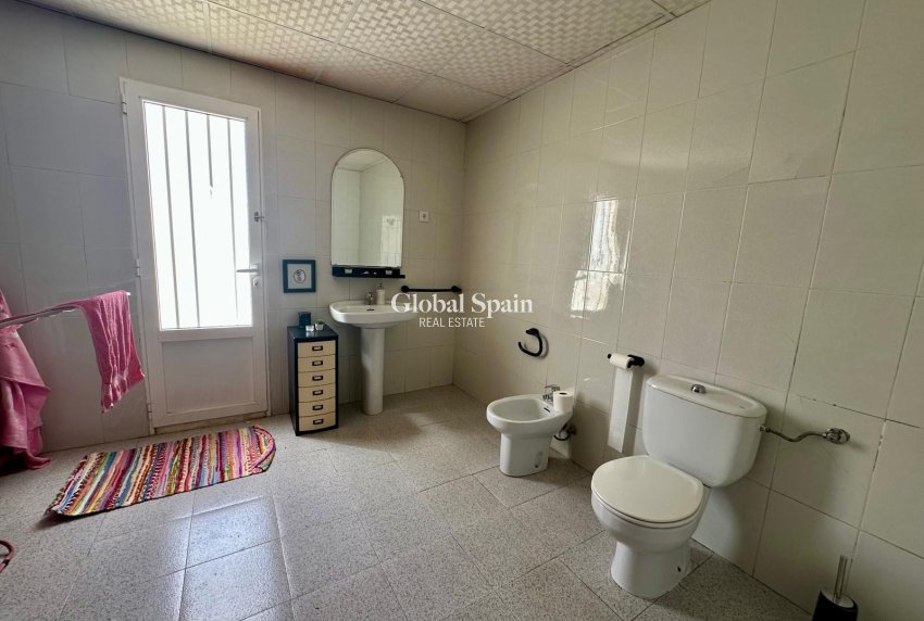 Venta - VILLA -
TORRE DEL RICO - Inland