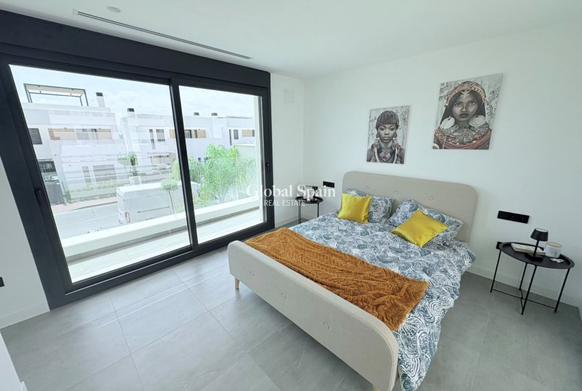 Venta - VILLA -
TORRE PACHECO - Inland