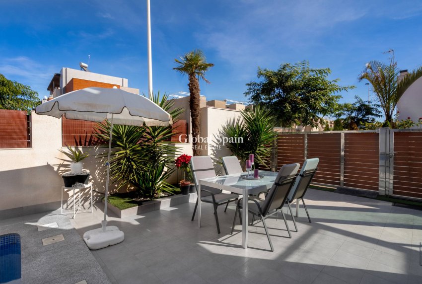 Venta - VILLA -
TORREVIEJA - Aguas nuevas 2