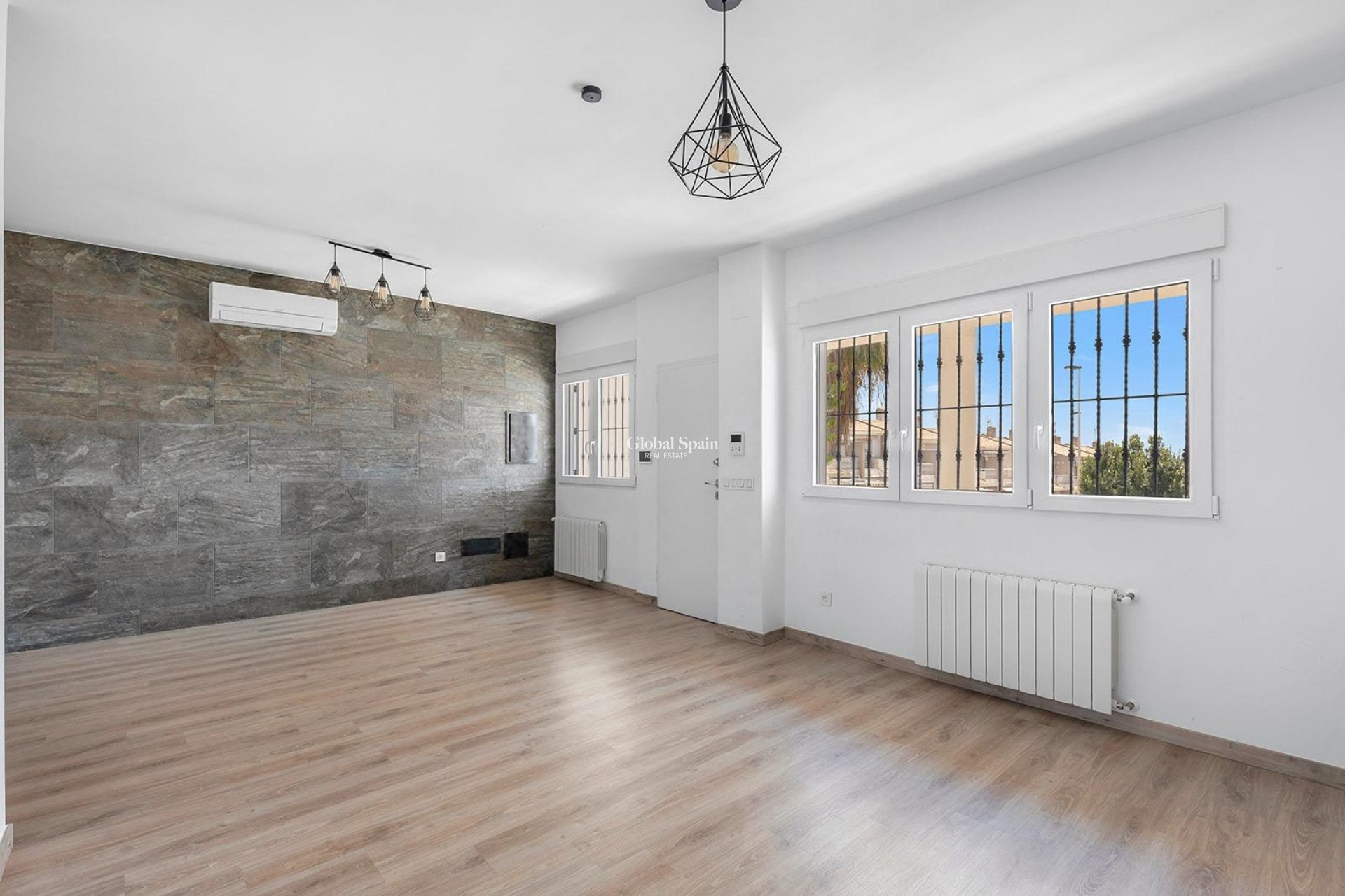 Venta - Villa -
TORREVIEJA - Aguas Nuevas