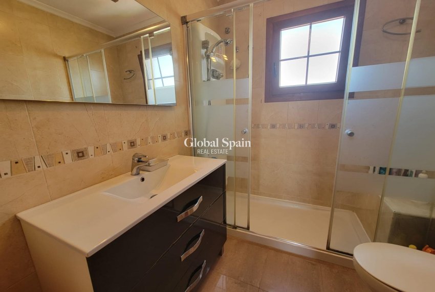 Venta - VILLA -
TORREVIEJA - Aguas Nuevas