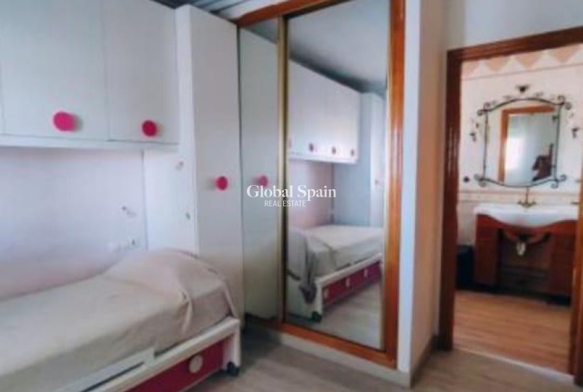 Venta - VILLA -
TORREVIEJA - Aguas Nuevas