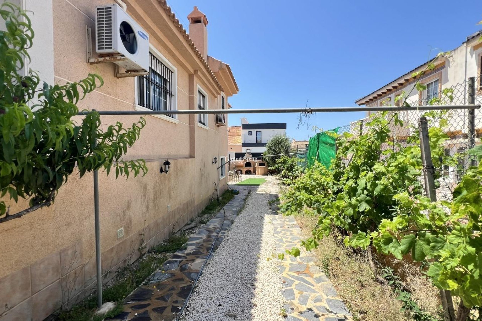 Venta - VILLA -
TORREVIEJA - Aguas Nuevas