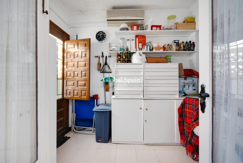 Venta - VILLA -
TORREVIEJA - Calas blanca