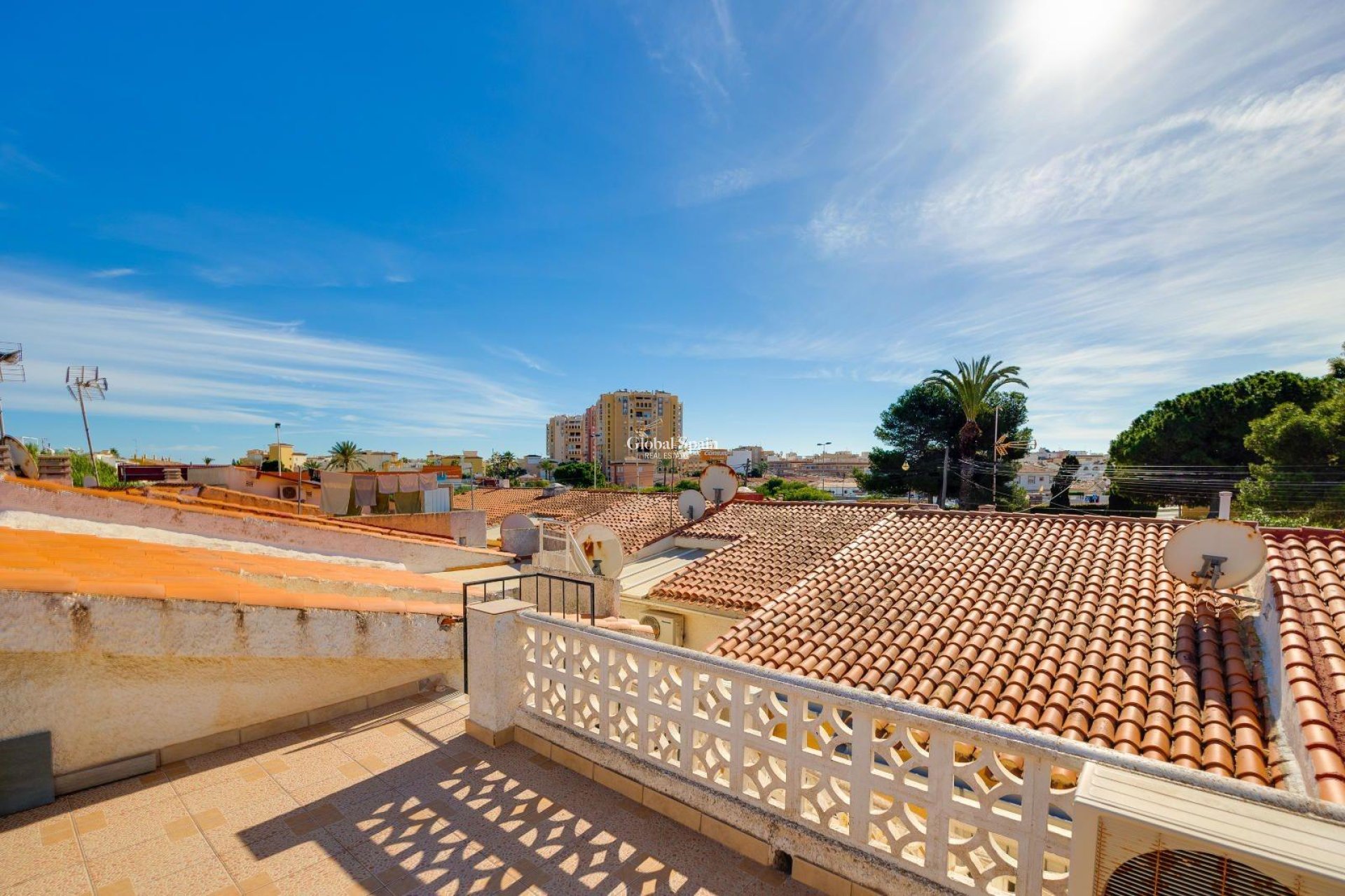 Venta - VILLA -
TORREVIEJA - Calas blanca