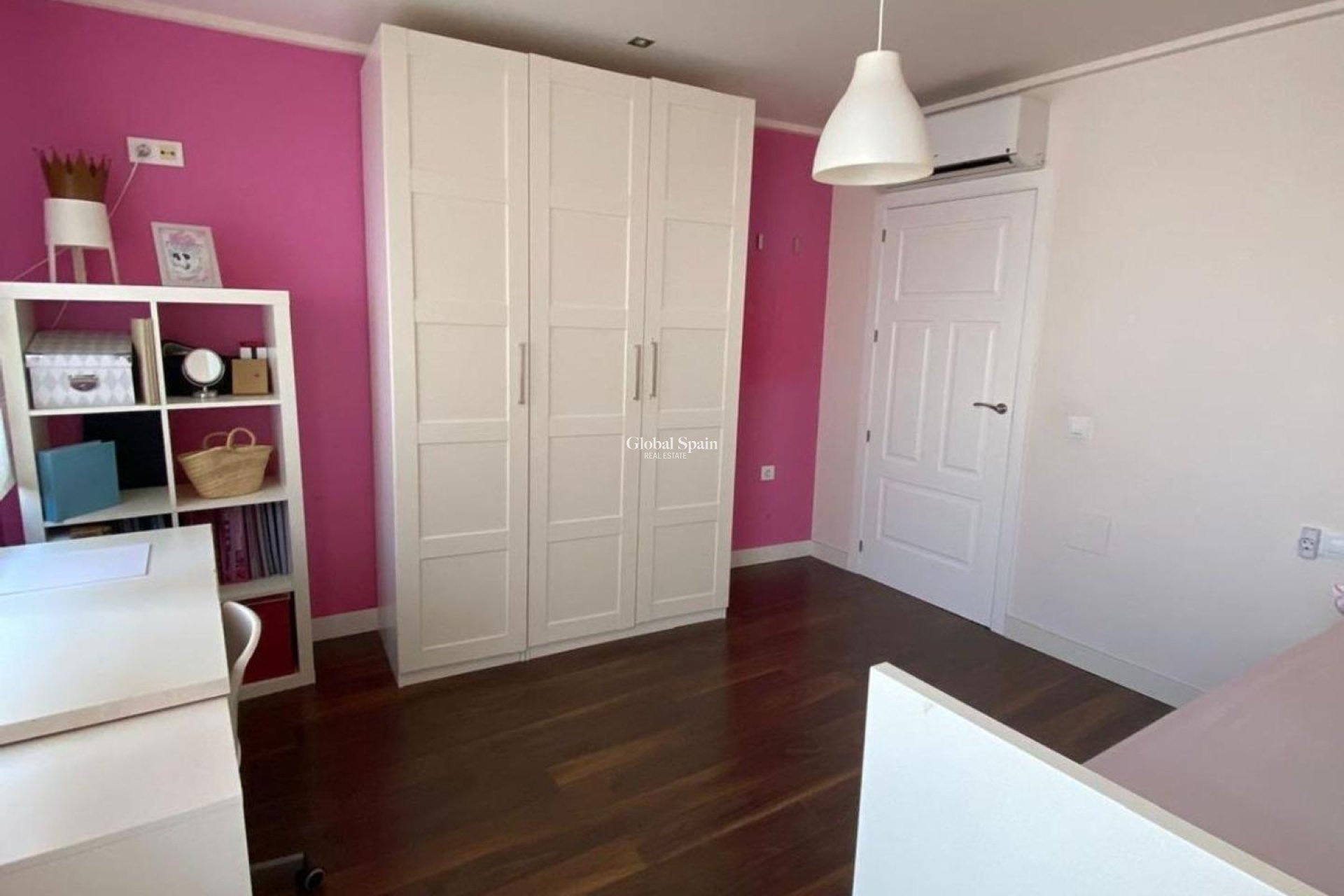 Venta - VILLA -
TORREVIEJA - Centro - Muelle Pesquero