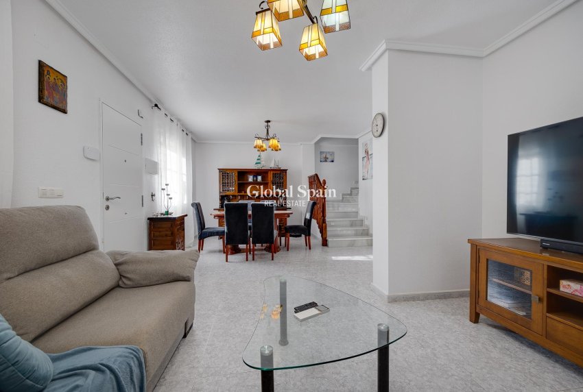 Venta - VILLA -
TORREVIEJA - Costa Blanca