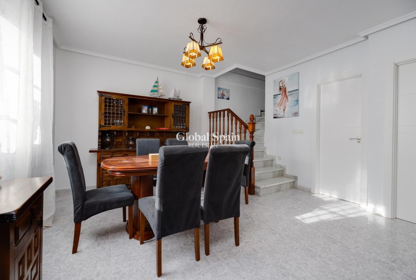 Venta - VILLA -
TORREVIEJA - Costa Blanca