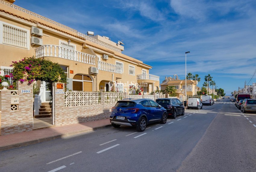 Venta - VILLA -
TORREVIEJA - Costa Blanca