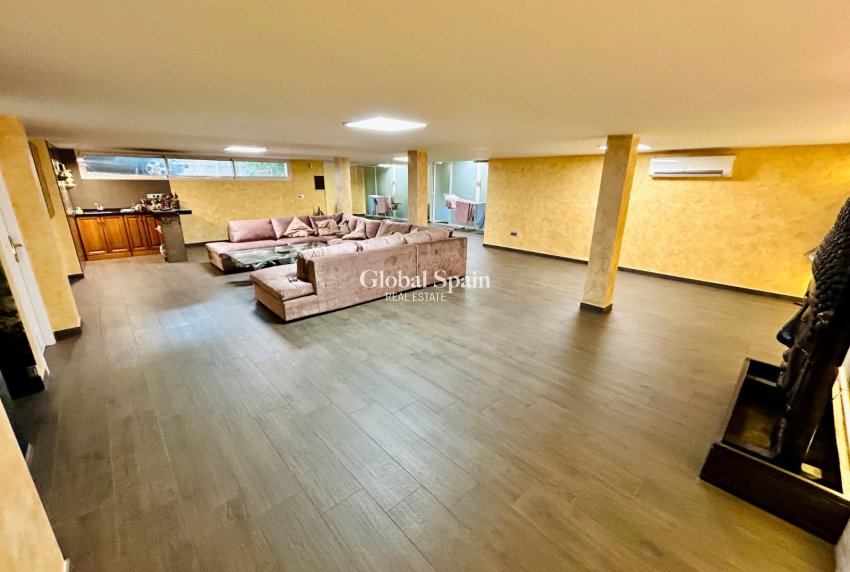 Venta - VILLA -
TORREVIEJA - Costa Blanca