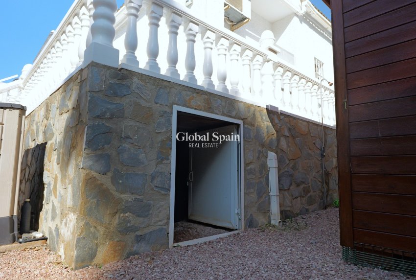 Venta - VILLA -
TORREVIEJA - Costa Blanca