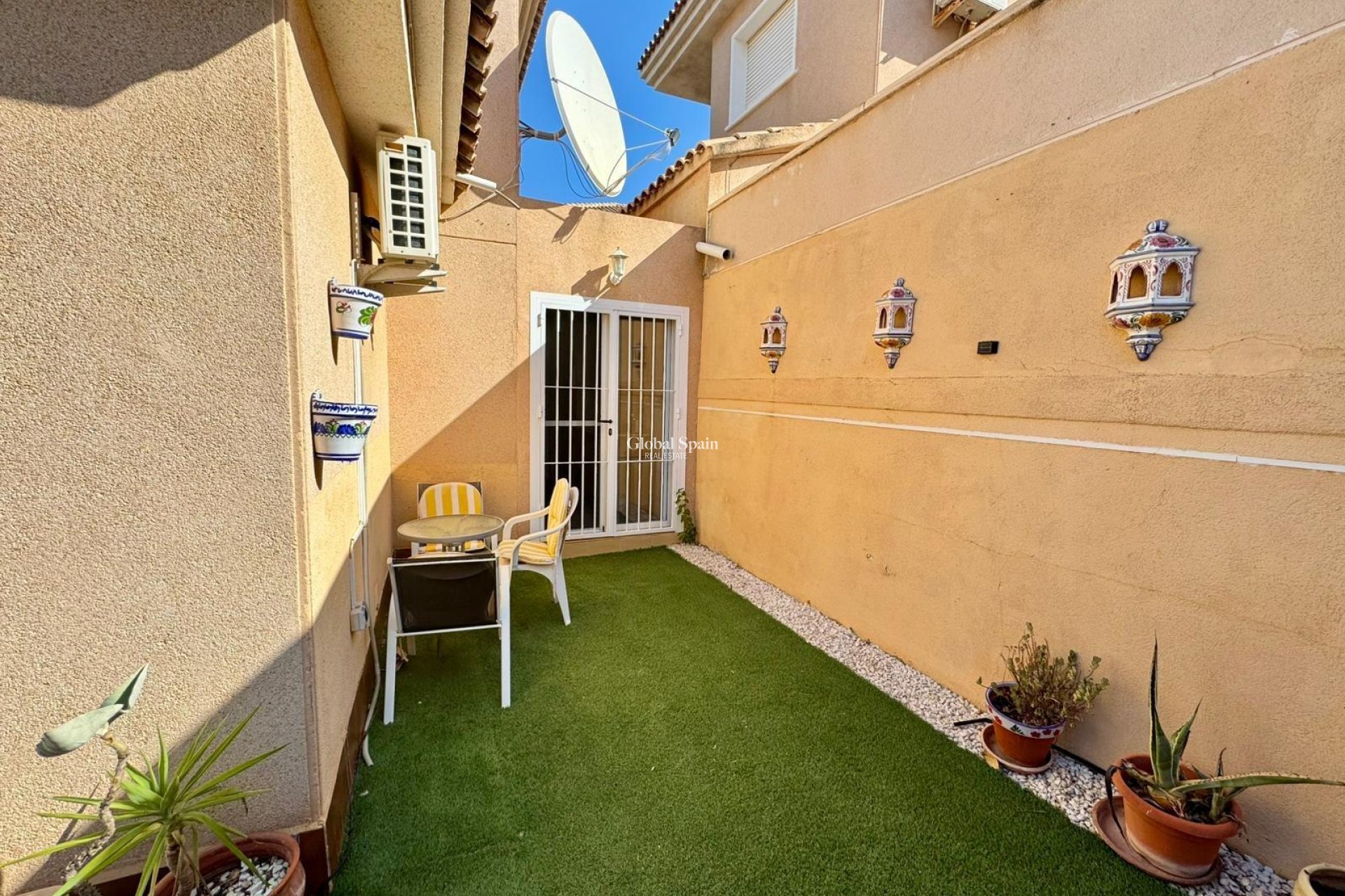Venta - VILLA -
TORREVIEJA - Costa Blanca