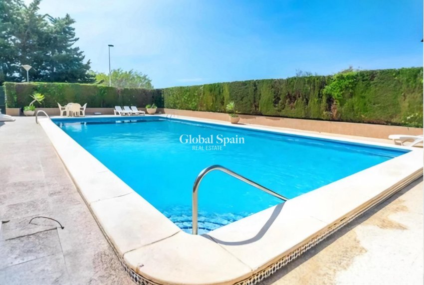 Venta - VILLA -
TORREVIEJA - Costa Blanca