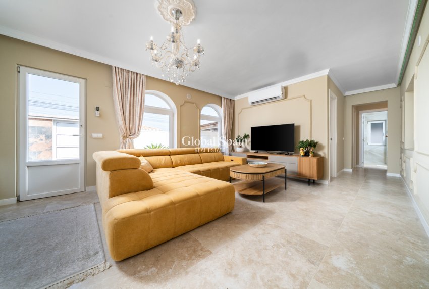 Venta - VILLA -
TORREVIEJA - Costa Blanca