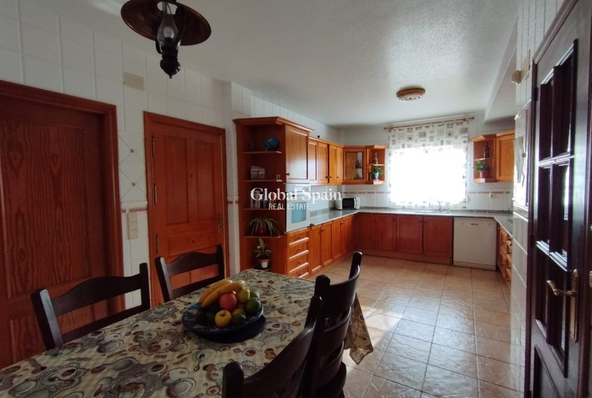 Venta - VILLA -
TORREVIEJA - Costa Blanca