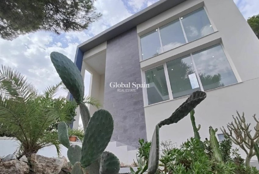 Venta - VILLA -
TORREVIEJA - Costa Blanca