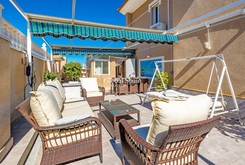 Venta - VILLA -
TORREVIEJA - Costa Blanca