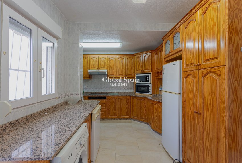 Venta - VILLA -
TORREVIEJA - Costa Blanca