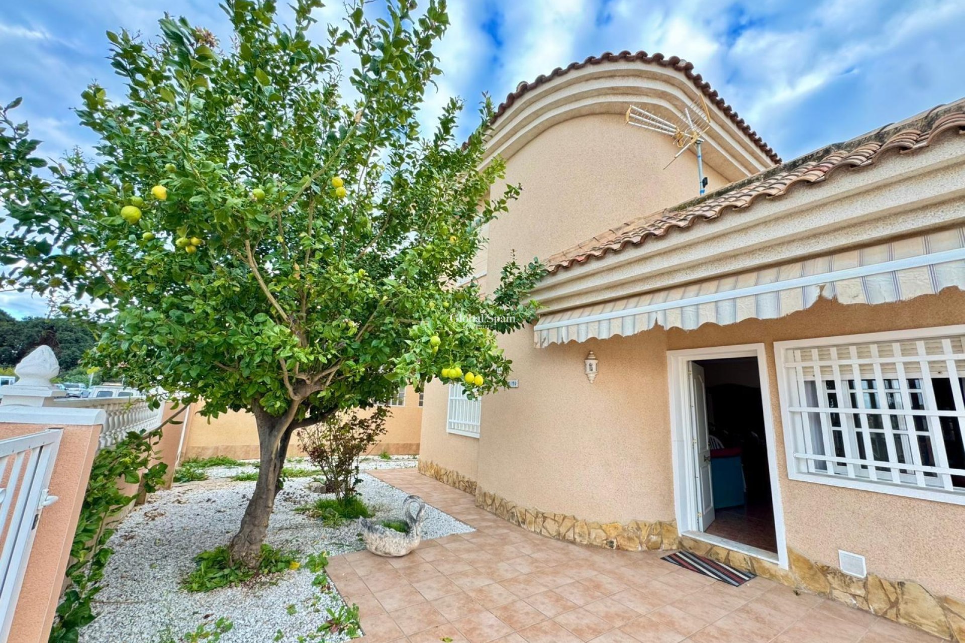 Venta - VILLA -
TORREVIEJA - Costa Blanca