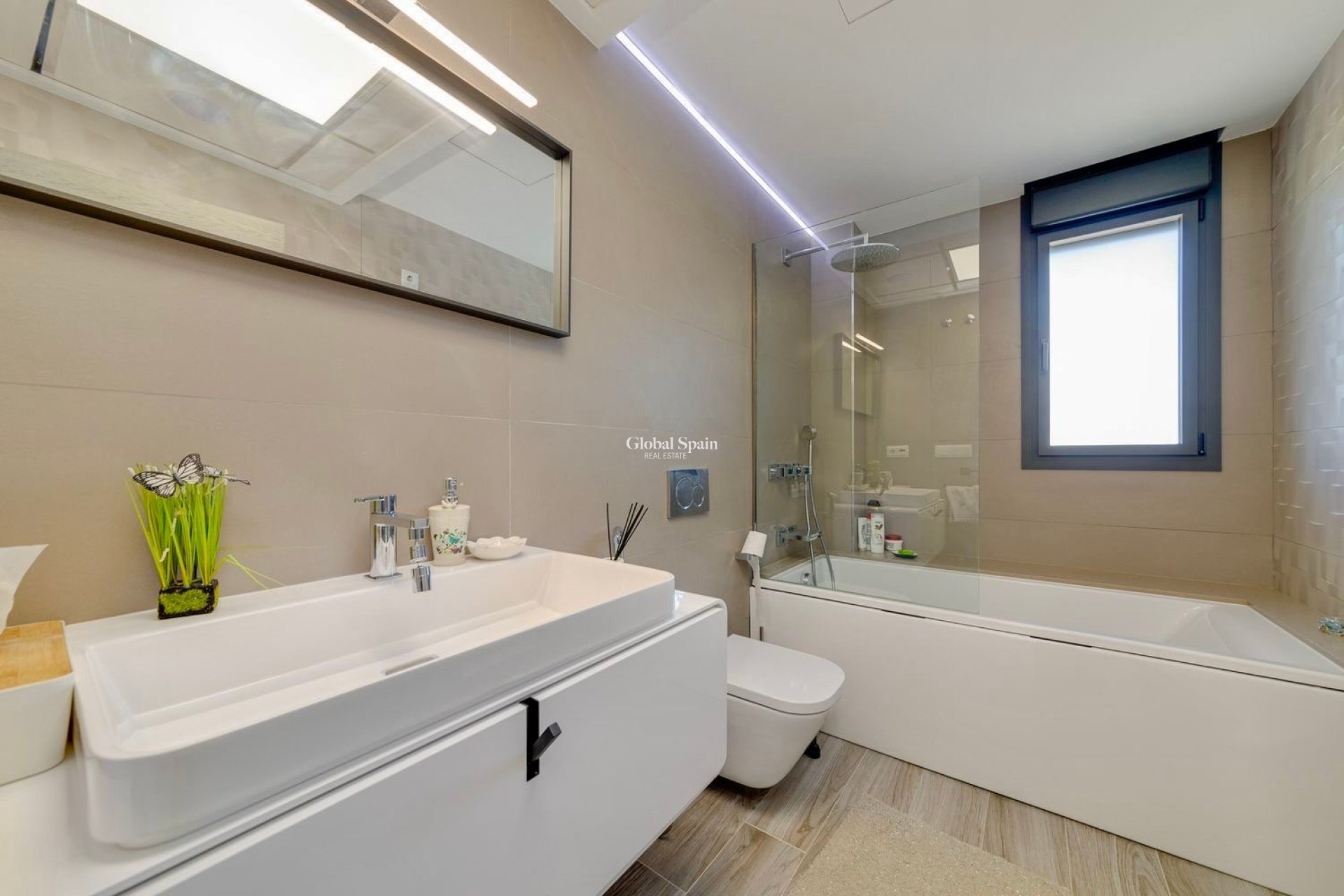 Venta - VILLA -
TORREVIEJA - Costa Blanca