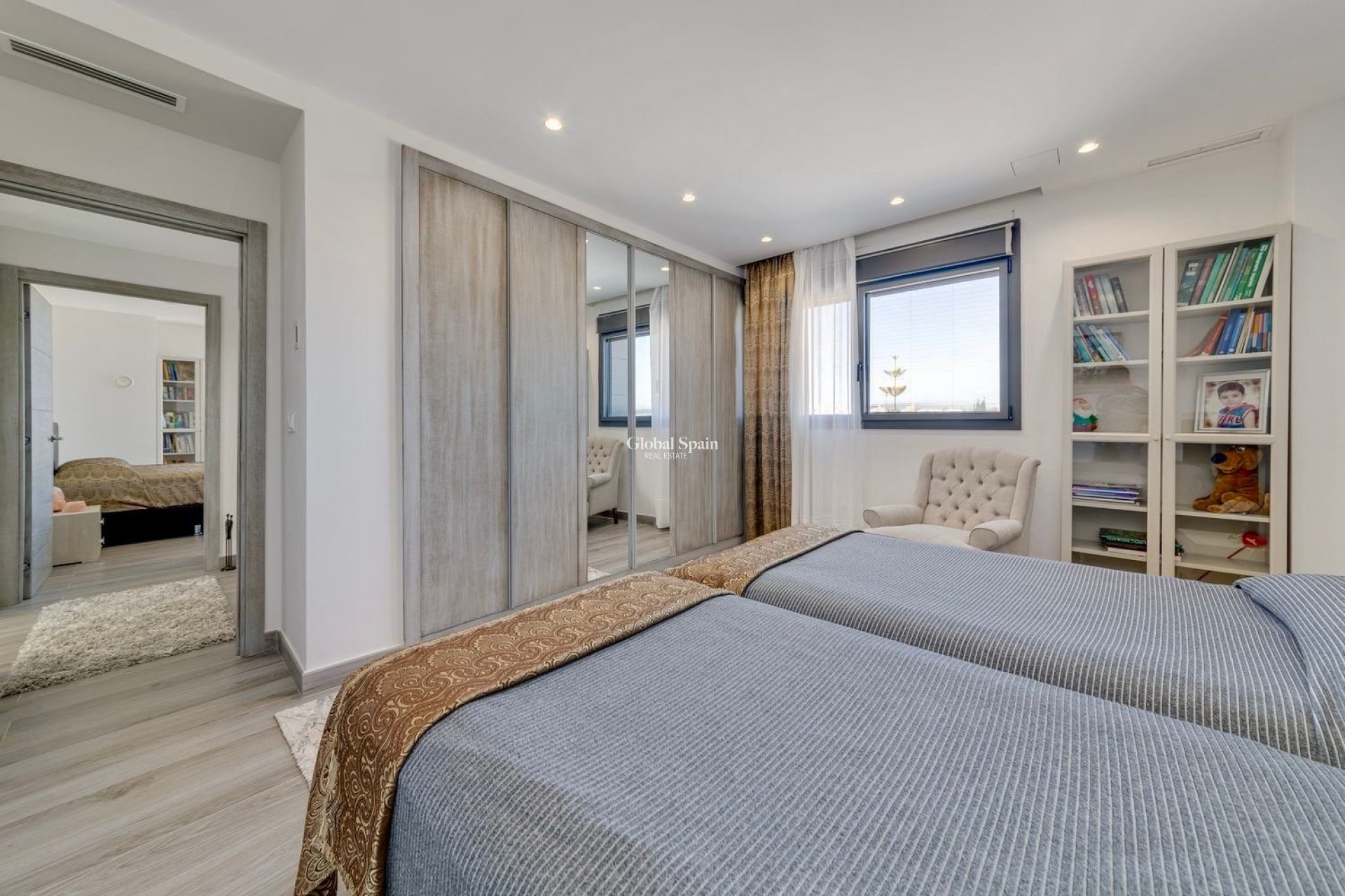 Venta - VILLA -
TORREVIEJA - Costa Blanca