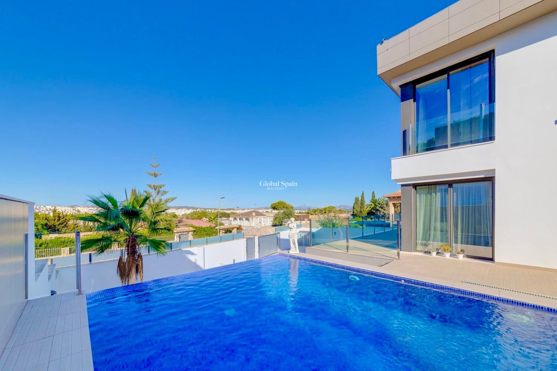 Venta - VILLA -
TORREVIEJA - Costa Blanca