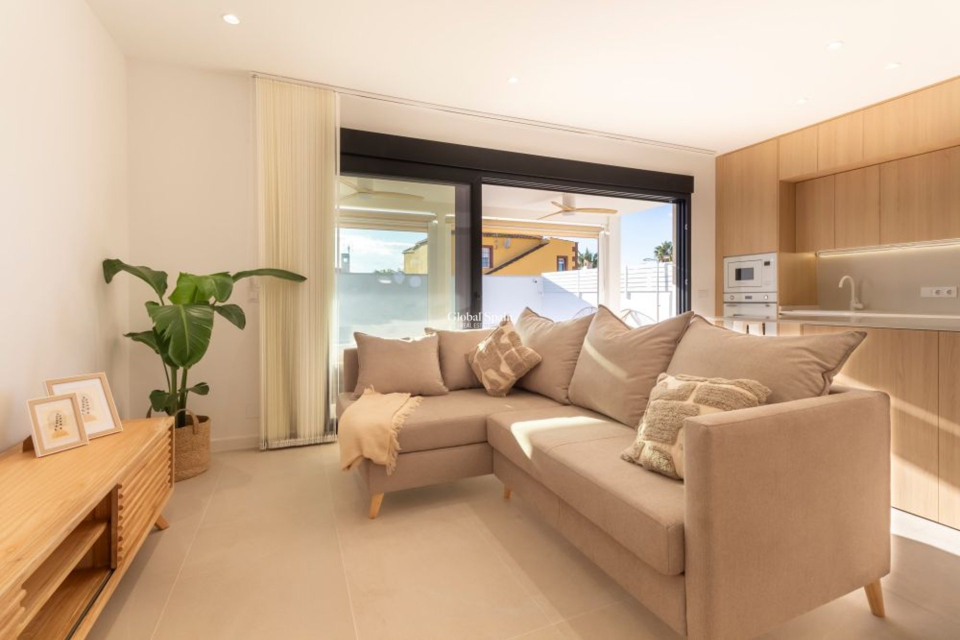 Venta - VILLA -
TORREVIEJA - Costa Blanca