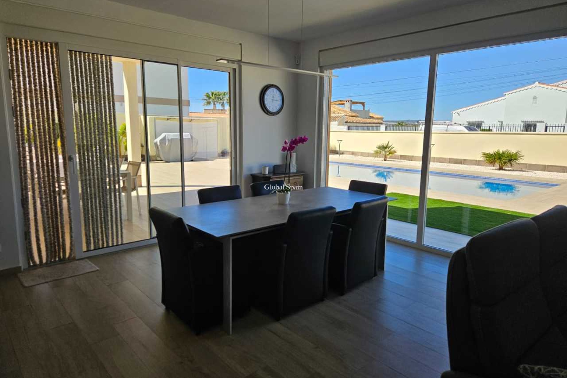 Venta - VILLA -
TORREVIEJA - Costa Blanca