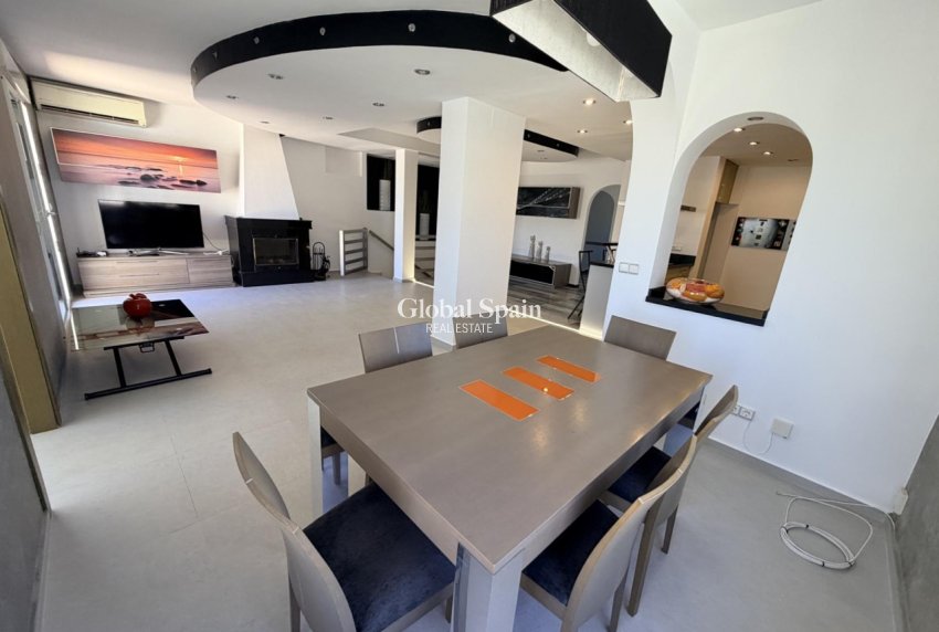 Venta - VILLA -
TORREVIEJA - Costa Blanca