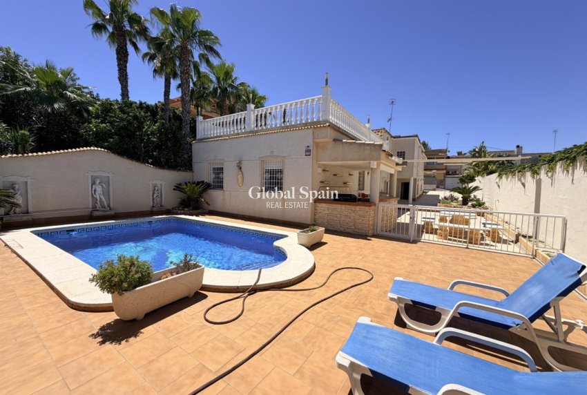 Venta - VILLA -
TORREVIEJA - Costa Blanca