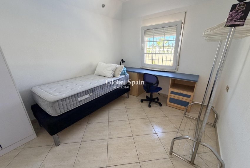 Venta - VILLA -
TORREVIEJA - Costa Blanca