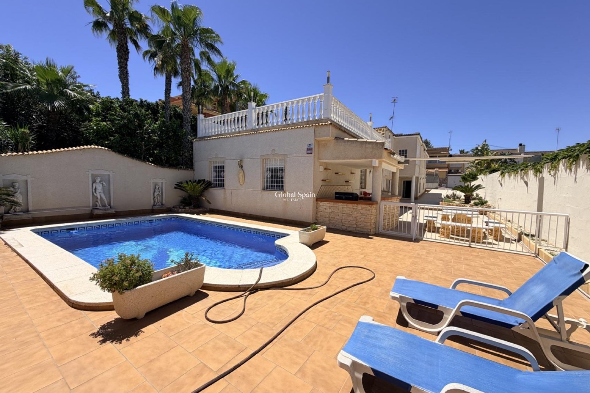 Venta - VILLA -
TORREVIEJA - Costa Blanca