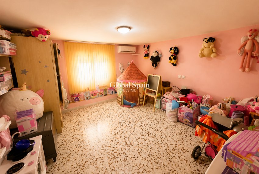 Venta - VILLA -
TORREVIEJA - Costa Blanca