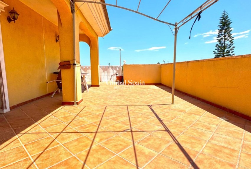 Venta - VILLA -
TORREVIEJA - Costa Blanca