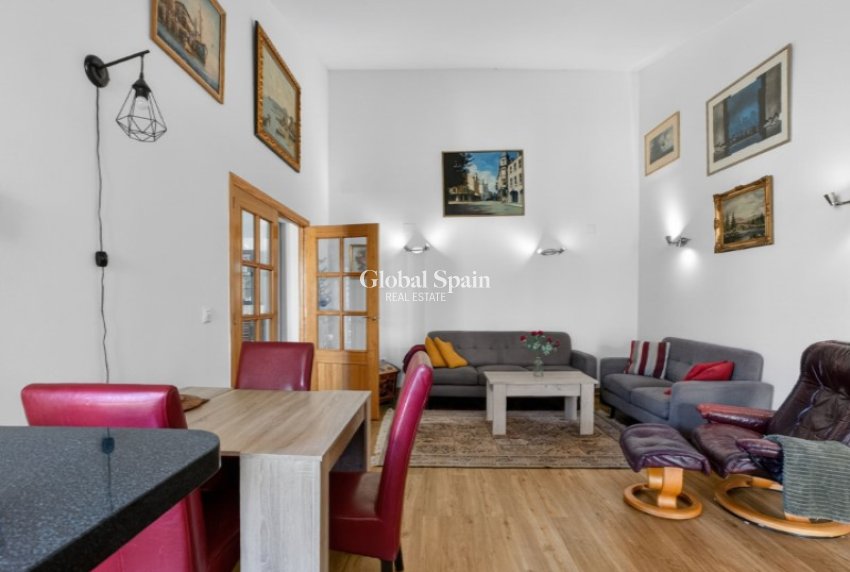 Venta - VILLA -
TORREVIEJA - Costa Blanca