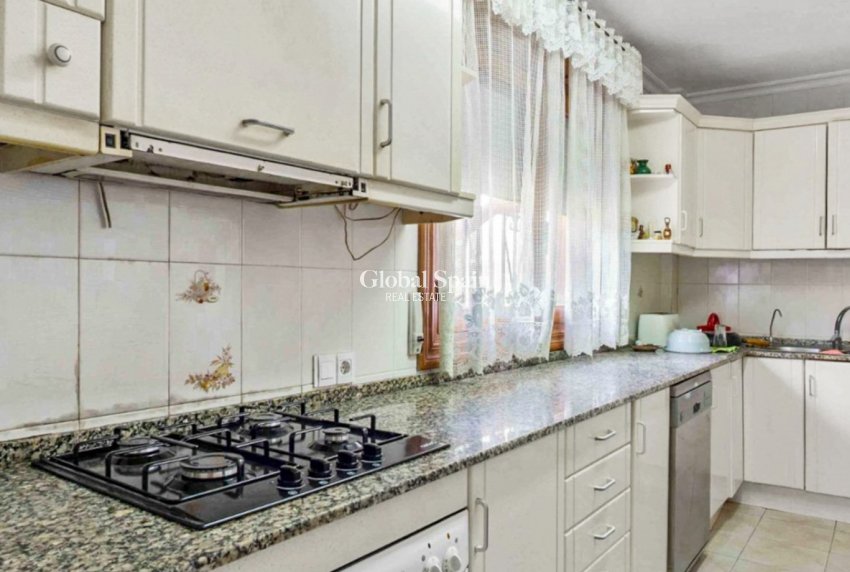 Venta - VILLA -
TORREVIEJA - Costa Blanca