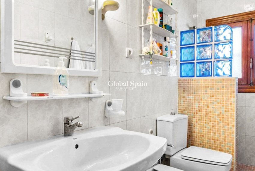 Venta - VILLA -
TORREVIEJA - Costa Blanca
