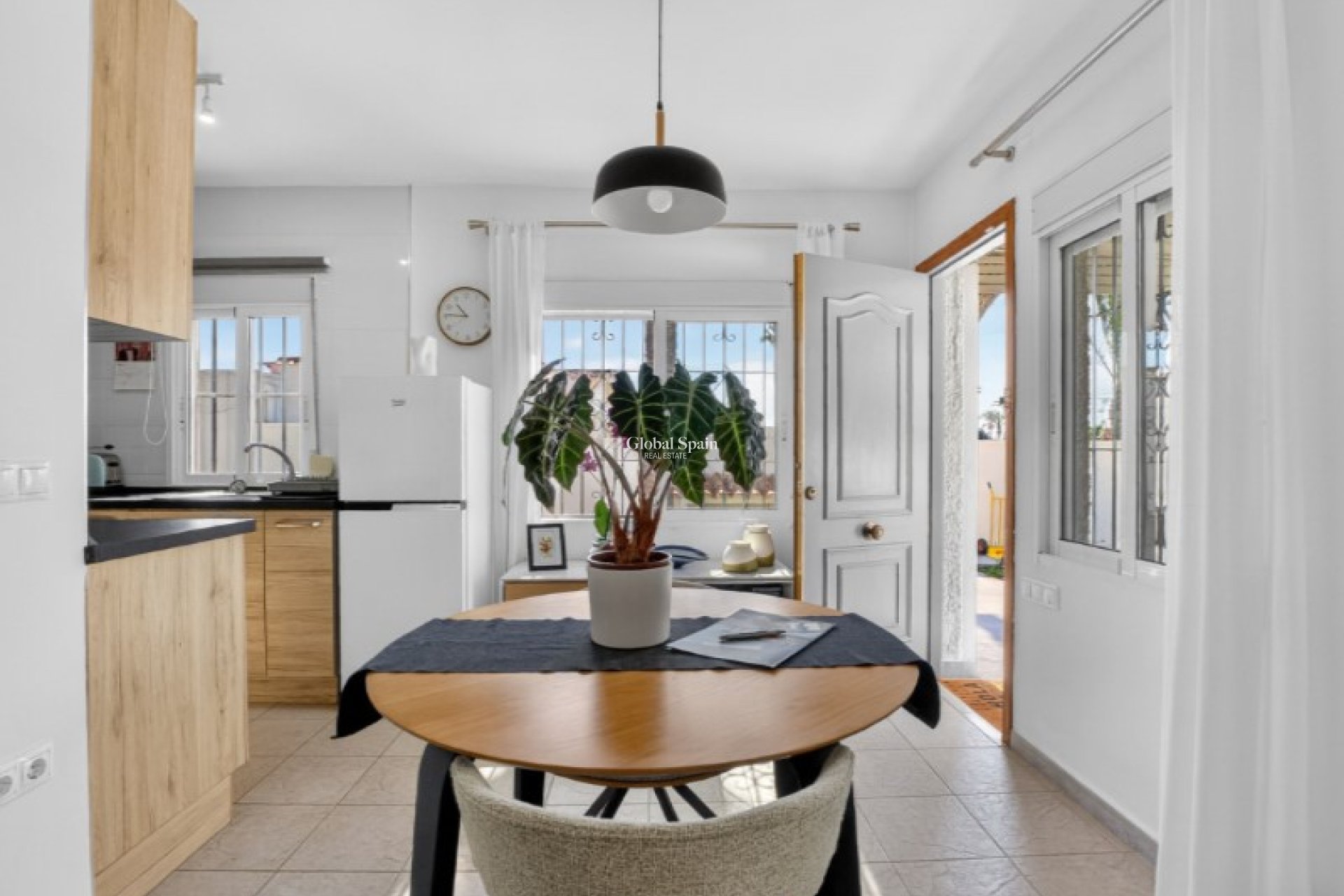Venta - VILLA -
TORREVIEJA - Costa Blanca