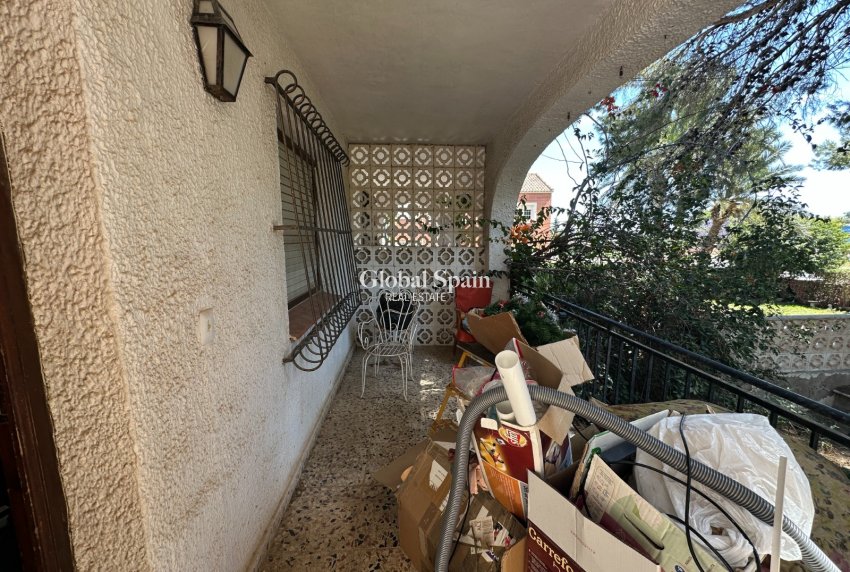 Venta - VILLA -
TORREVIEJA - Costa Blanca