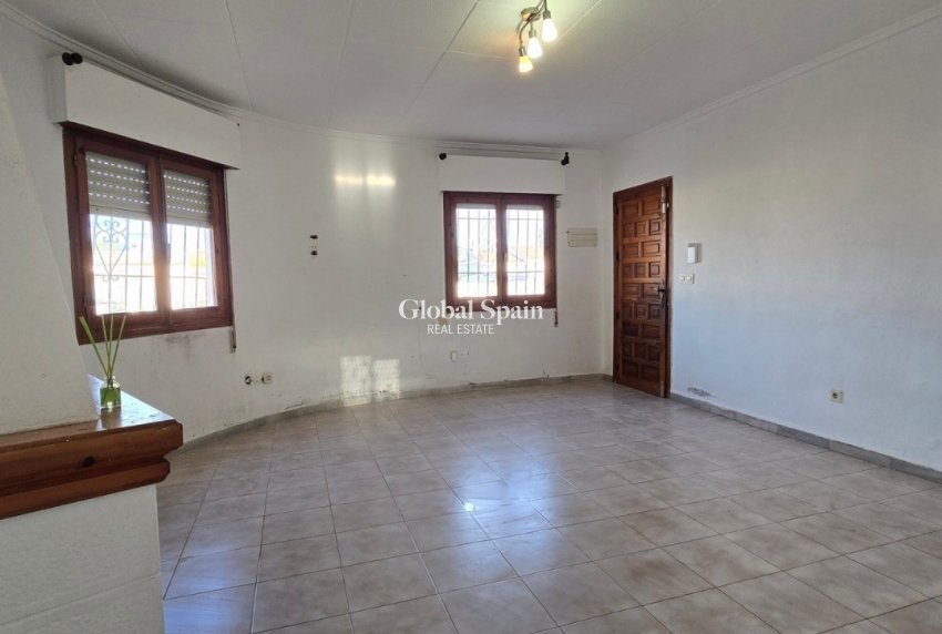 Venta - VILLA -
TORREVIEJA - El chaparral