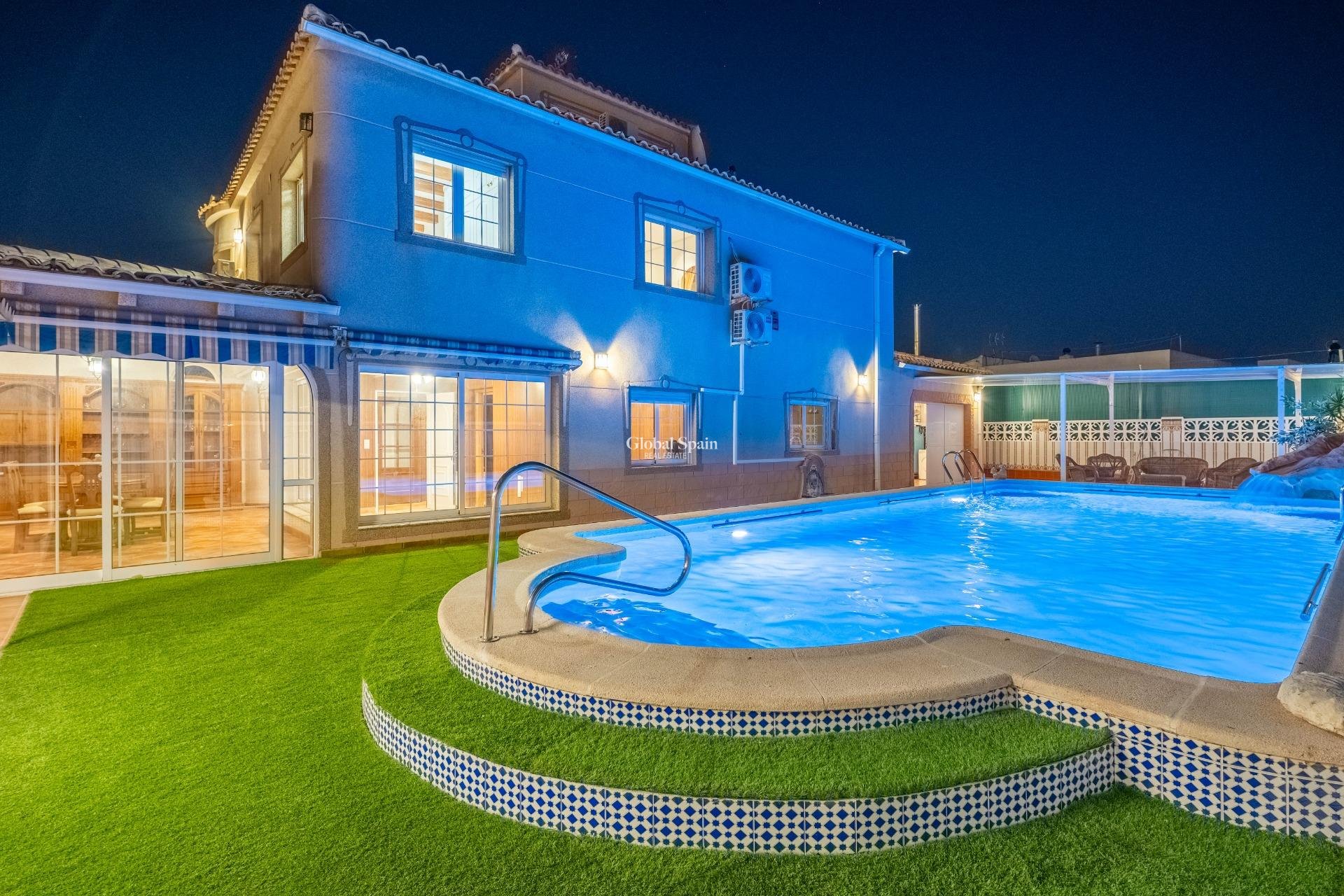 Venta - VILLA -
TORREVIEJA - El Chaparral