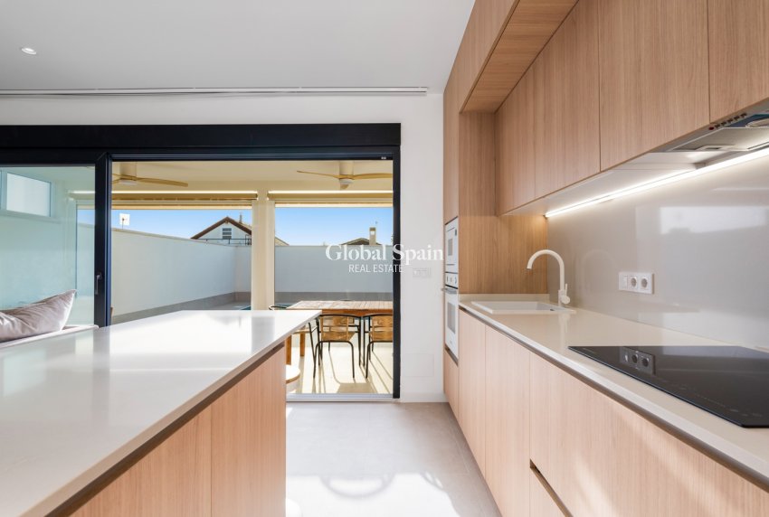 Venta - Villa -
TORREVIEJA - El Chaparral