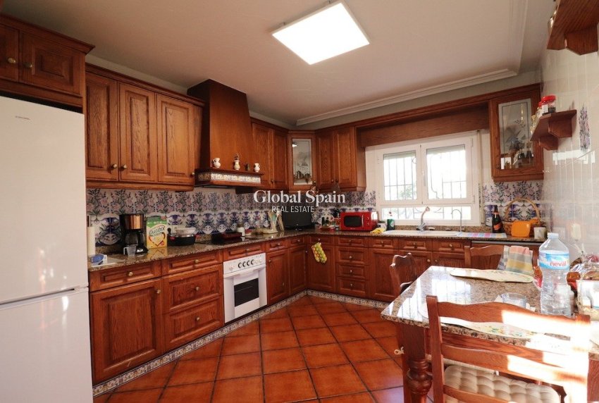 Venta - Villa -
TORREVIEJA - El chaparral