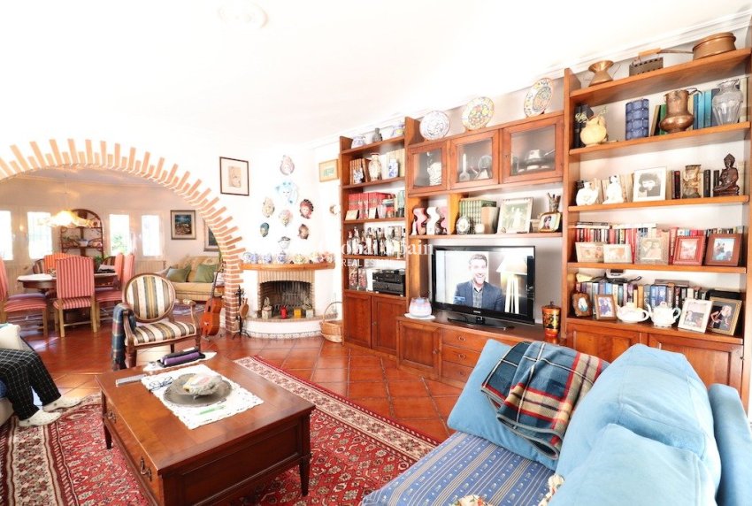 Venta - Villa -
TORREVIEJA - El chaparral