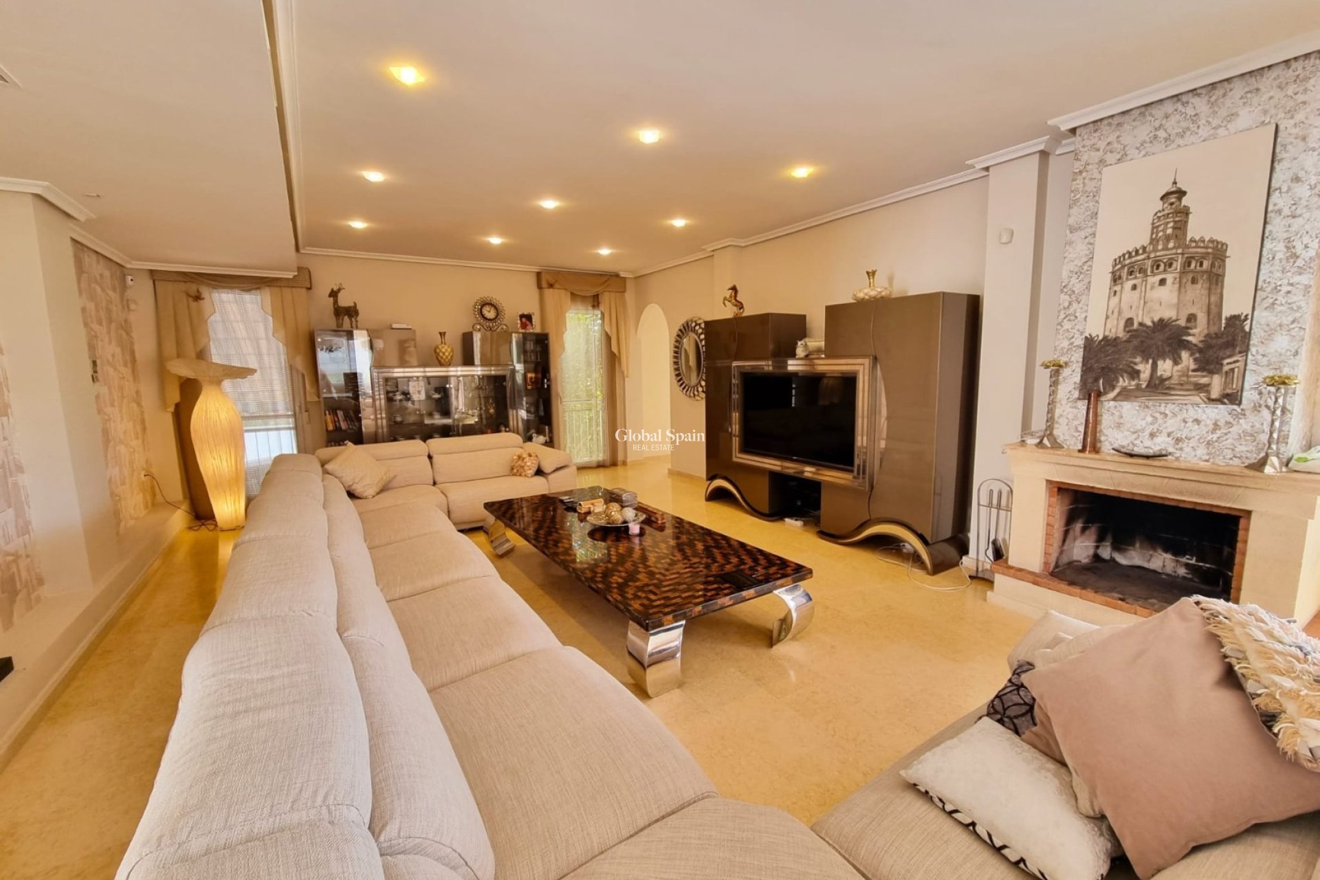 Venta - VILLA -
TORREVIEJA - La Mata