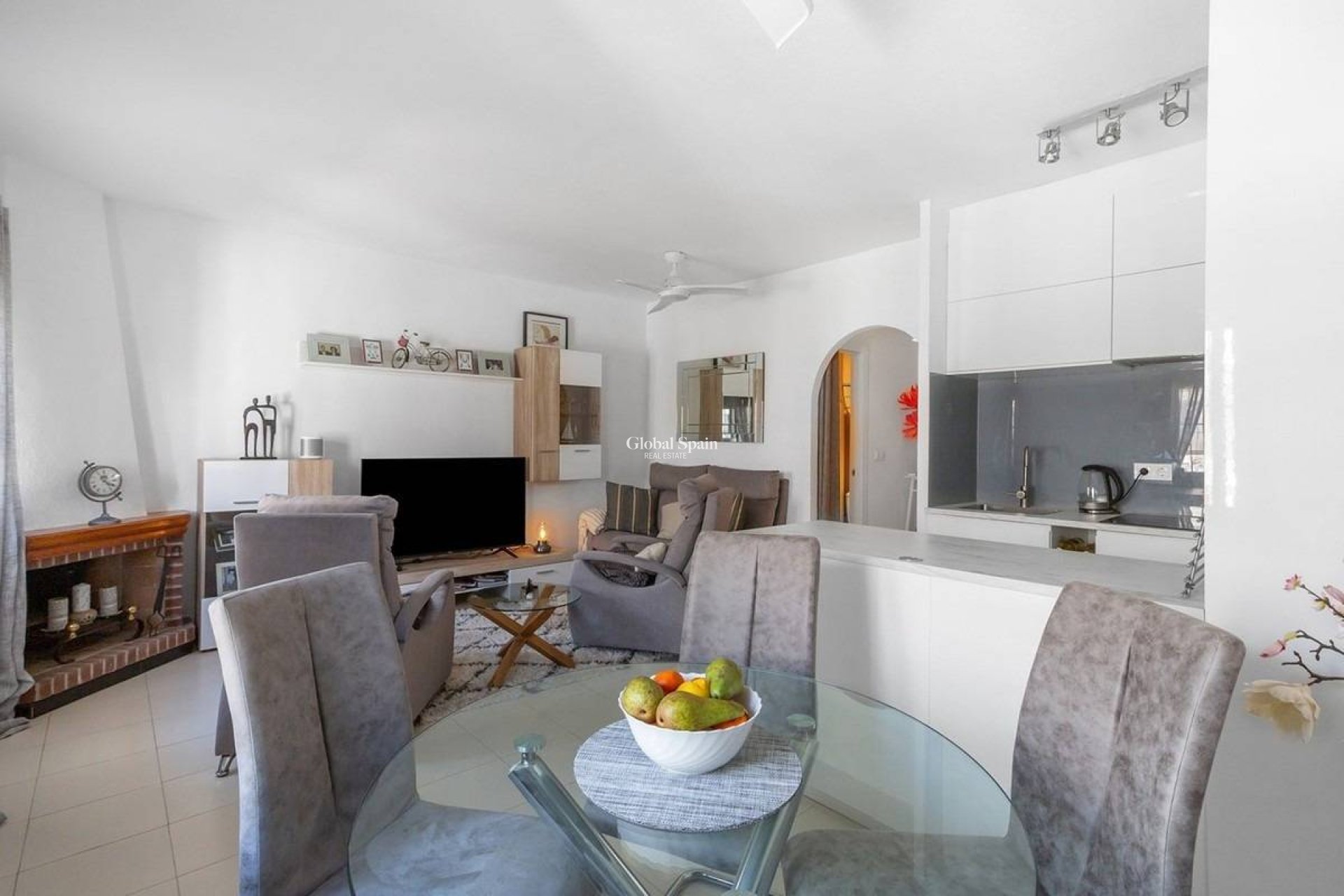 Venta - VILLA -
TORREVIEJA - La Mata