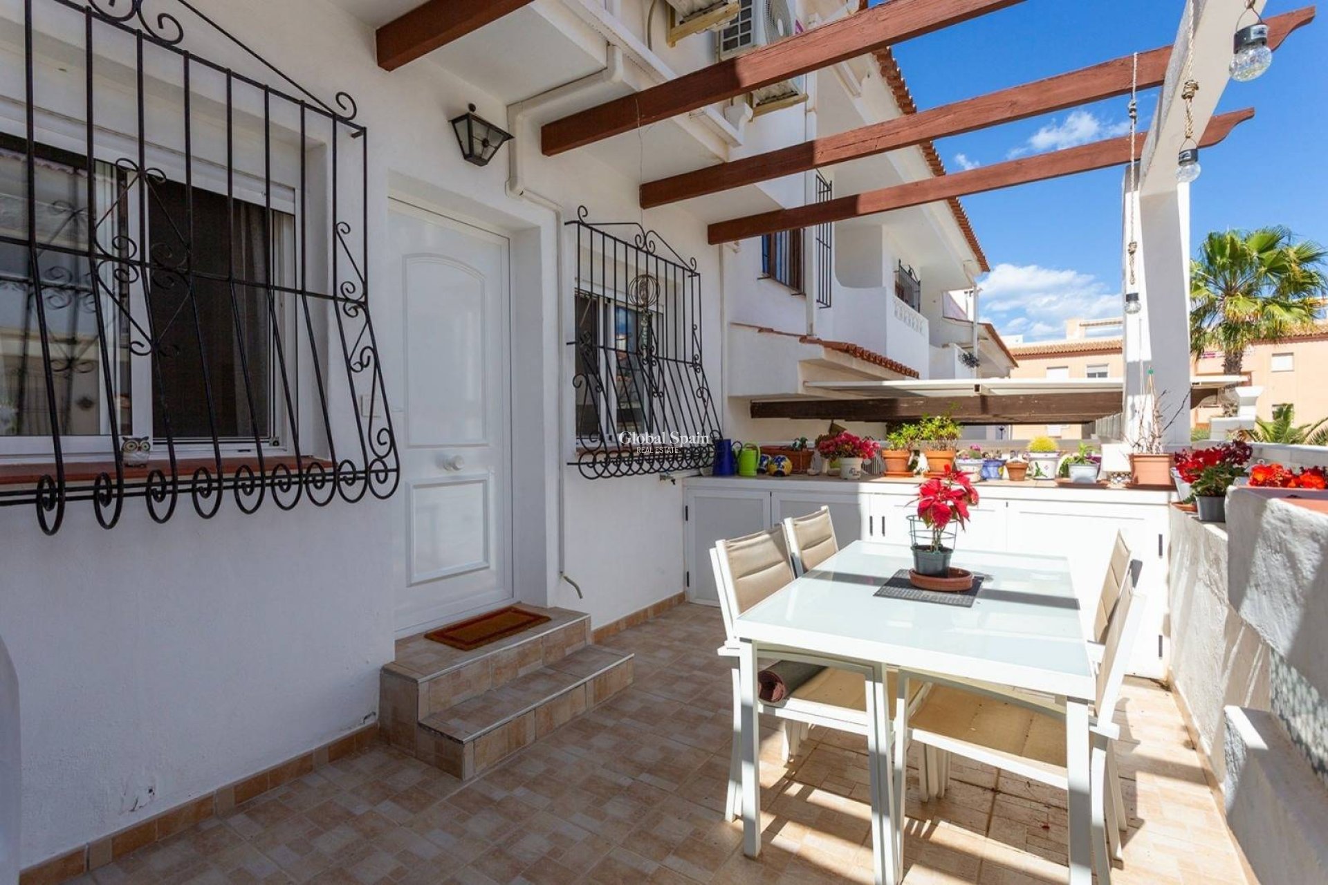 Venta - VILLA -
TORREVIEJA - La Mata