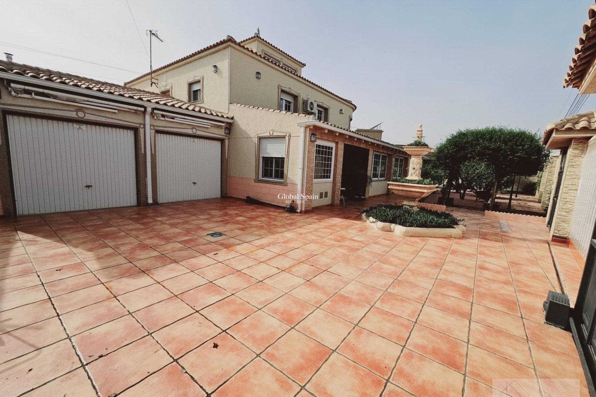 Venta - VILLA -
TORREVIEJA - La Siesta - El Salado - Torreta